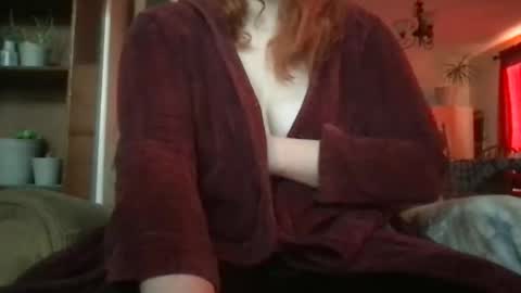 Sunny Clementine online show from March 18, 3:15 pm