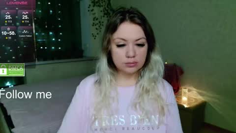 sunny mood online show from November 8, 8:25 am