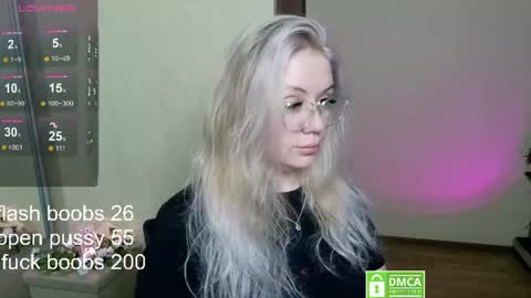 sunny mood online show from June 24, 7:46 pm