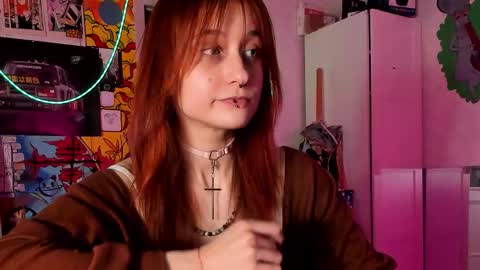 Snapshot of sunny_mouse chatting on February 25, 4:38 pm Sunny online show from February 25, 4:38 pm