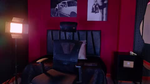 Snapshot of sunny_river chatting on March 15, 2:01 pm Sunny River online show from March 15, 2:01 pm