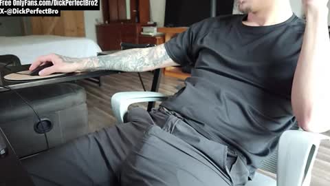 sunny valentine online show from March 12, 1:50 pm