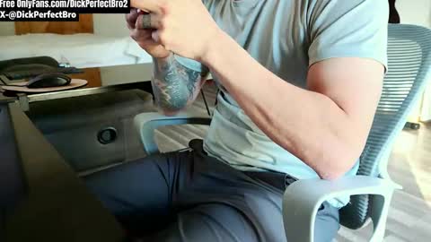 sunny valentine online show from March 19, 1:26 pm