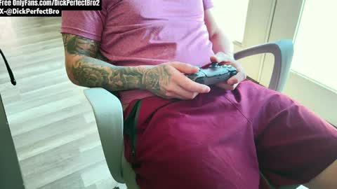 sunny valentine online show from April 3, 2:26 pm