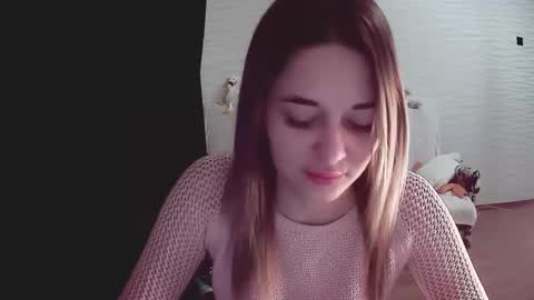 Snapshot of sunnygirlnicole chatting on March 1, 6:21 pm SunnyGirlNicole online show from March 1, 6:21 pm