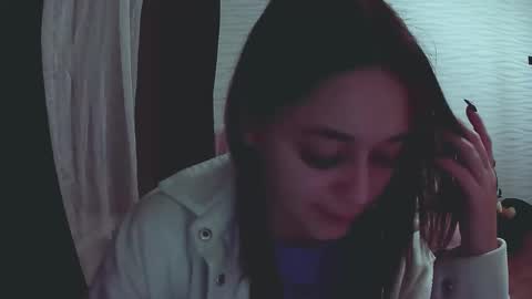 Snapshot of sunnygirlnicole chatting on November 4, 1:43 pm SunnyGirlNicole online show from November 4, 1:43 pm