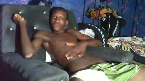 Sunnyblack2 online show from February 3, 10:42 am