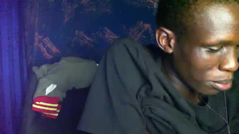 Sunnyblack2 online show from March 6, 9:50 am