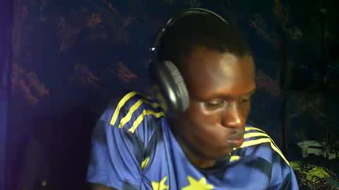 Sunnyblack2 online show from March 22, 7:45 am