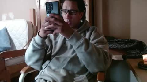 sunnysided1 online show from April 27, 1:31 pm