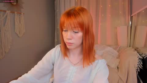 Snapshot of sunrisee_ chatting on April 15, 7:58 pm sunrisee_ online show from April 15, 7:58 pm