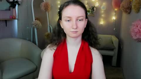 Alice online show from May 4, 1:29 pm