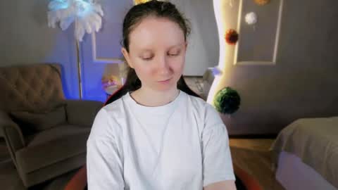 Alice online show from May 16, 2:05 pm