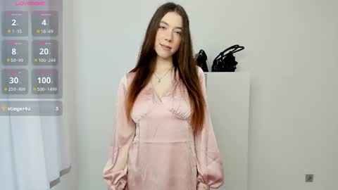 Snapshot of sunshine_bliss chatting on June 14, 3:14 pm sunshine_bliss online show from June 14, 3:14 pm