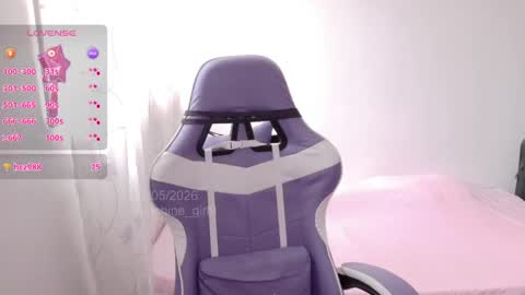 sunshine_girl9 online show from May 27, 4:37 pm