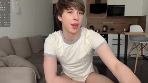 sunshinealex online show from February 9, 7:56 am