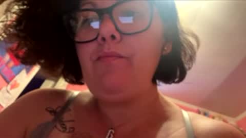 sunshinesmalls813 online show from May 4, 5:36 am