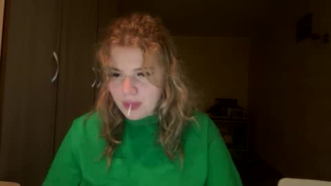 sunshinyflash online show from February 11, 5:51 pm