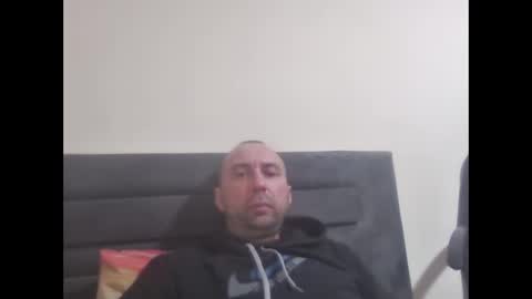 super42835015 online show from February 4, 7:09 pm