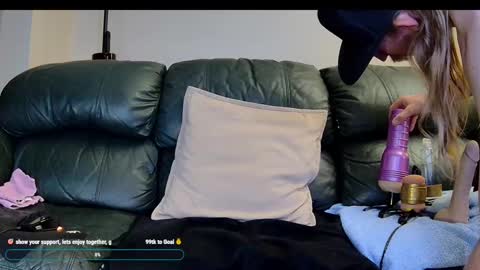 Thomas online show from October 5, 6:50 pm