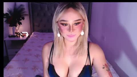 CARMINA online show from February 4, 1:02 am