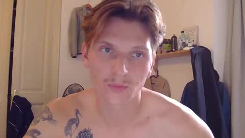 Snapshot of superhardxxxx chatting on September 23, 3:59 pm Ctrl My Body online show from September 23, 3:59 pm