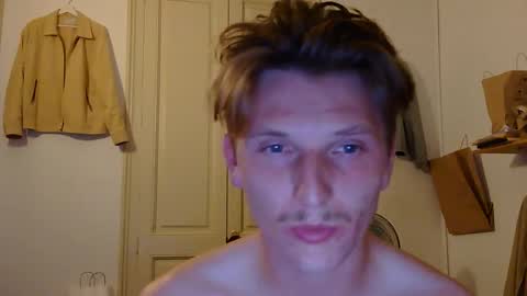 Snapshot of superhardxxxx chatting on September 24, 9:40 pm Ctrl My Body online show from September 24, 9:40 pm