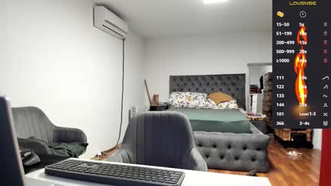 supermanboyxxl online show from October 7, 5:48 am