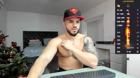 supermanboyxxl online show from December 2, 6:52 am