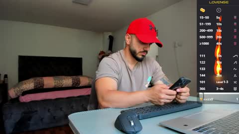 supermanboyxxl online show from May 13, 6:22 am