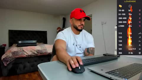 supermanboyxxl online show from May 15, 5:58 am