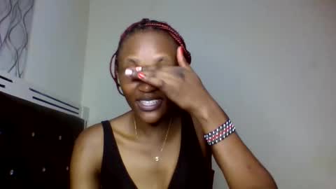 Snapshot of supersexxy_chyna chatting on March 18, 8:50 am supersexxy_chyna online show from March 18, 8:50 am