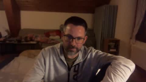 supersquirrel81 online show from November 24, 7:02 pm