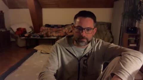 supersquirrel81 online show from January 10, 5:31 am