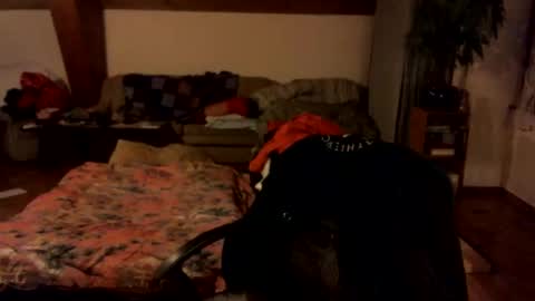 supersquirrel81 online show from February 17, 9:43 pm