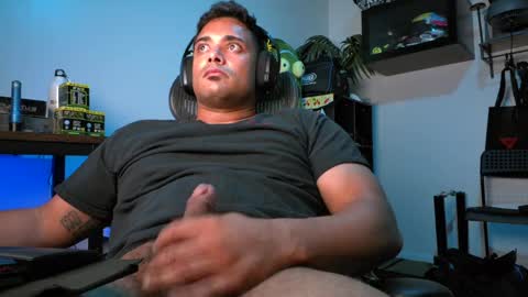 supertoaster69 online show from April 28, 9:58 am