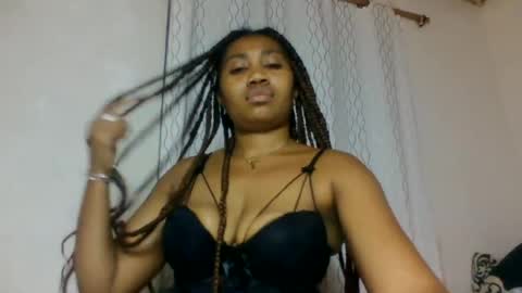 surbelle online show from June 11, 7:34 pm