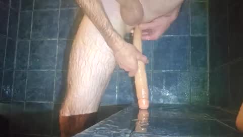 Snapshot of surferxzx chatting on February 7, 4:00 pm surferxzx online show from February 7, 4:00 pm