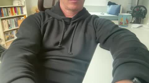 surfstar81 online show from September 30, 9:47 am