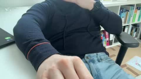 surfstar81 online show from February 4, 7:47 am