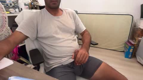 Snapshot of surftravel chatting on February 13, 4:14 pm surftravel online show from February 13, 4:14 pm