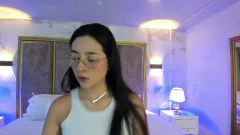 Susann online show from May 11, 11:27 am