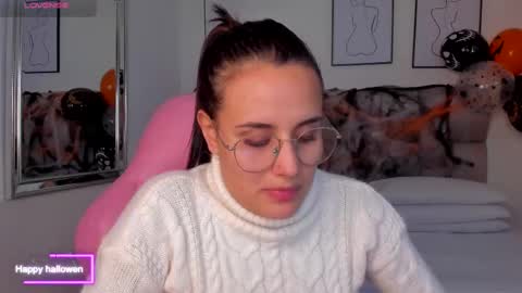 Susan online show from October 24, 10:39 pm