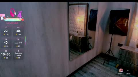 susan_voltaire online show from May 8, 11:59 am