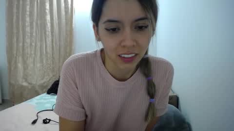 Snapshot of susanaduncann chatting on February 5, 2:19 am Susana online show from February 5, 2:19 am