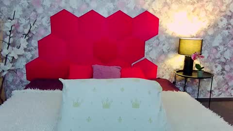 Susane Nori online show from October 2, 4:52 am