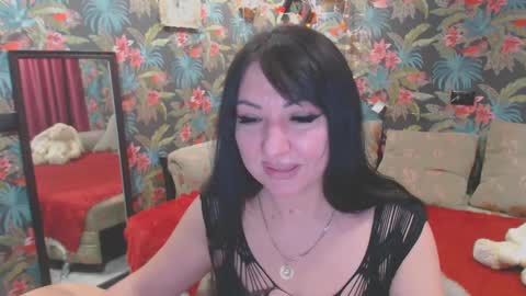 Snapshot of susanlanice chatting on December 15, 2:05 pm SusanLaNice online show from December 15, 2:05 pm