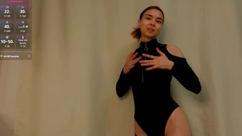 susannahtrojahn online show from May 12, 3:09 pm