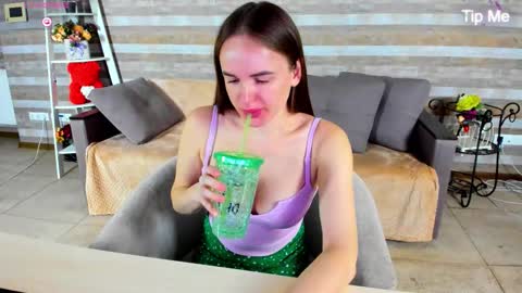 Snapshot of susansmitt chatting on October 11, 7:01 pm susansmitt online show from October 11, 7:01 pm