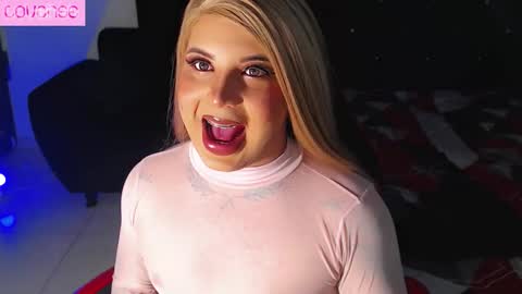 Snapshot of susej_exotic69 chatting on November 27, 7:32 am ale online show from November 27, 7:32 am